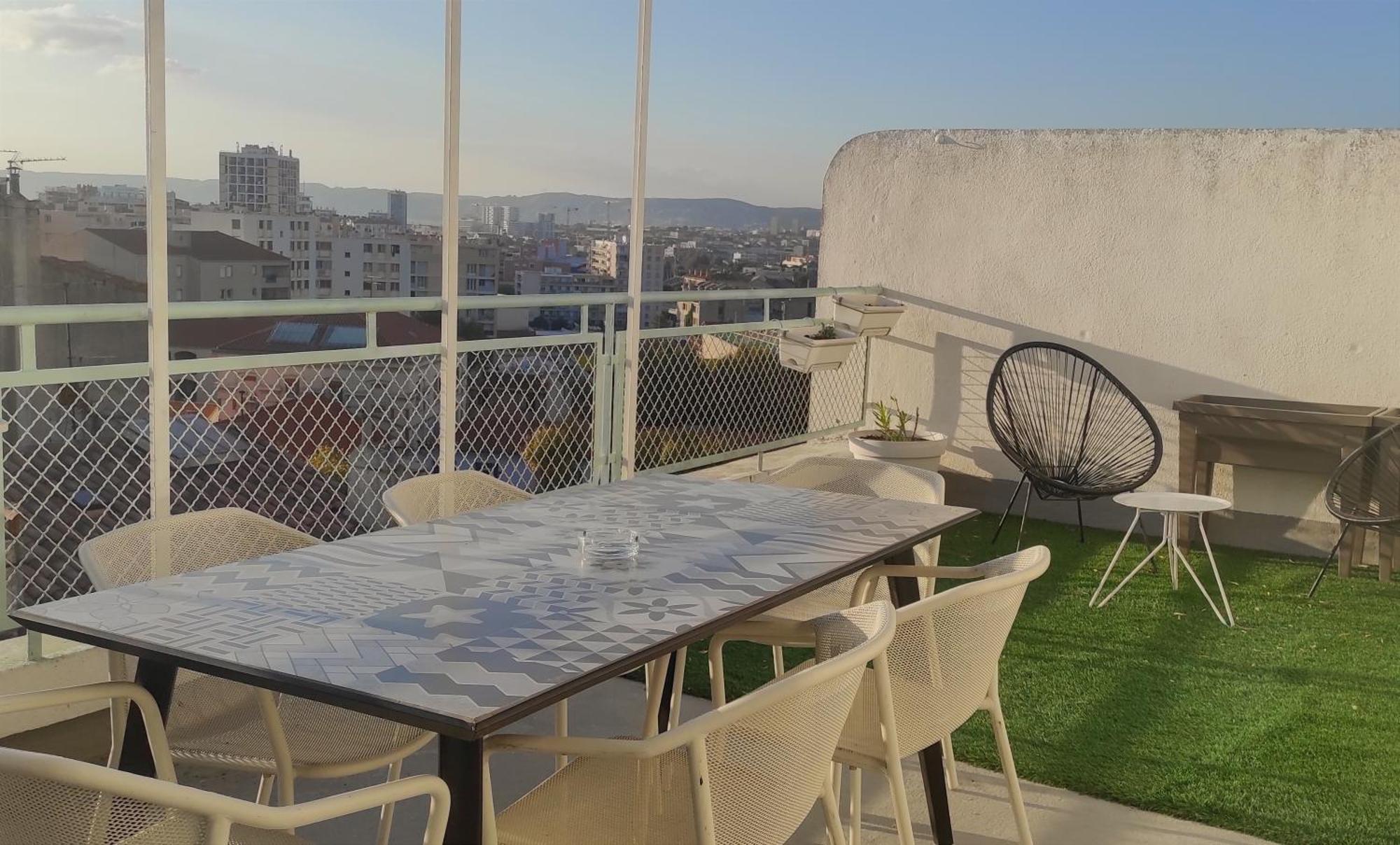 Le Rooftop De La Belle De Mai - T3 60m2 Avec Vue Marseilles